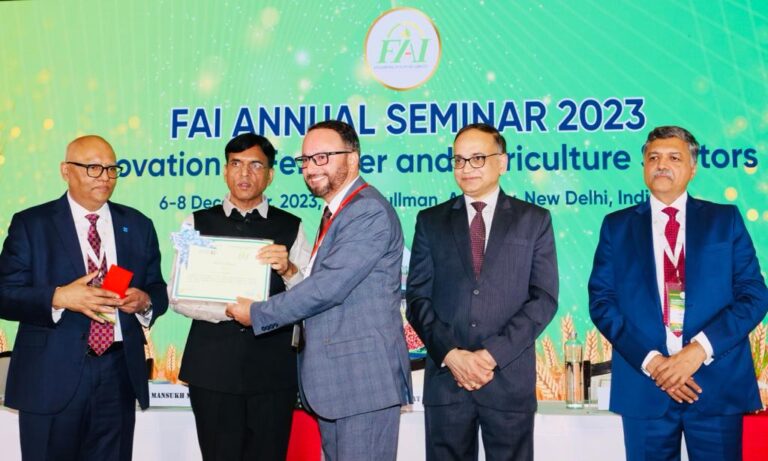 Professor Tasneem Mubarak Receives Prestigious 2023 IPI-FAI Award for Promoting Balanced Fertilizer Use