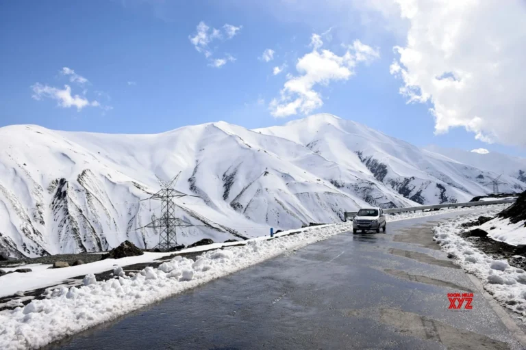 Authorities Shut Down Mughal Road Due to Harsh Weather and Snow Accumulation