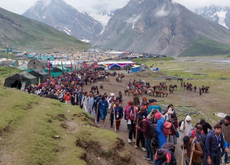 Amarnath Yatra Suspended Today due to Inclement Weather