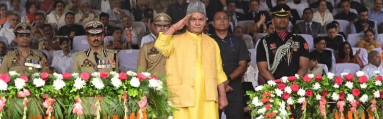 Lieutenant Governor Manoj Sinha Celebrates 78th Independence Day at Bakshi Stadium