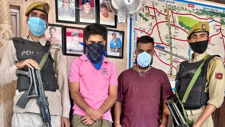 2 Notorious Drug Peddlers Muzafar Ahmad Marazi and Ishfaq Ahmad Lone Arrested in Sopore