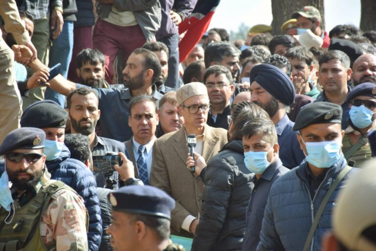 Chief Minister visits fire-affected families in Warwan Valley in Kishtwar District along with Deputy Chief Minister Surinder Choudhary