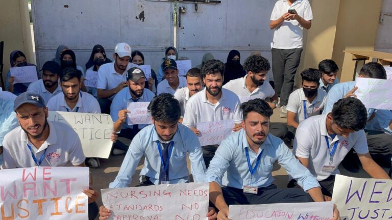 Breaking News: Kashmiri students Protest Against Mewar University, Chittorgarh area of Rajasthan  over unapproved course