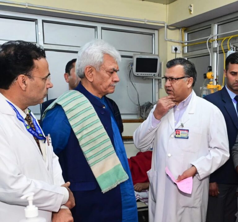 LG Sinha visits SKIMS