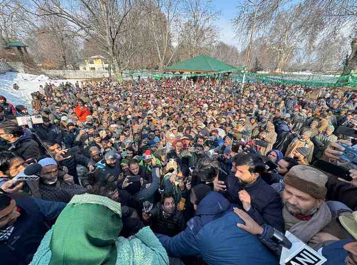 Championed “peace with dignity” Mehbooba Mufti remembers Mufti Mohammad Sayeed