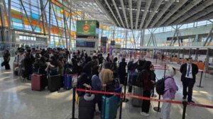 292 Indians Evacuated