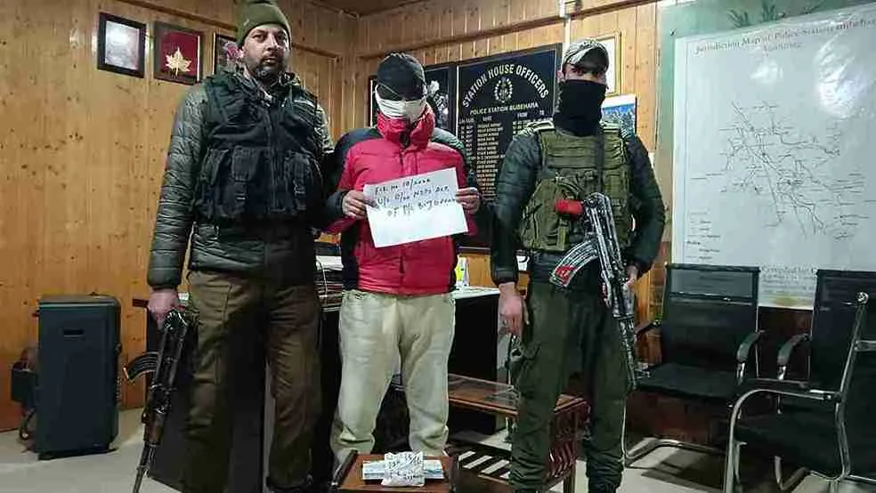 Arrest Three Peddlers