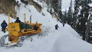 Bandipora–Gurez Road