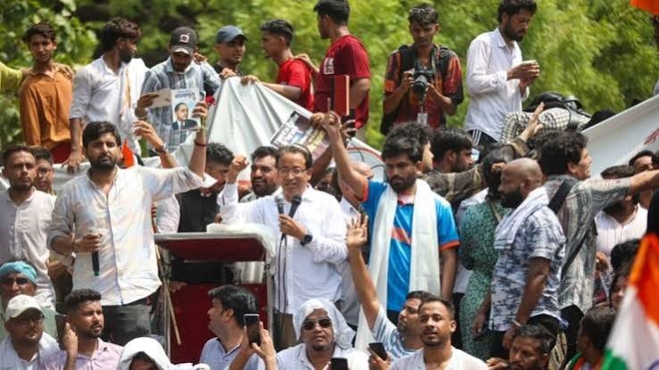 Cockroach Janta Party Protest Ends with Zero Achievement at Jantar Mantar; Six Detained