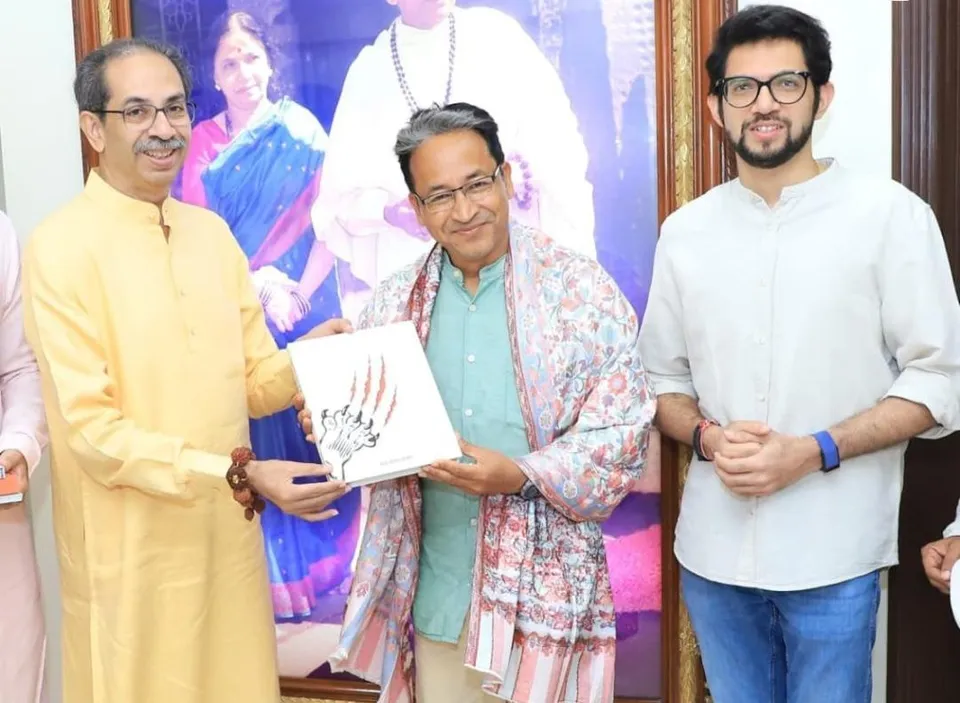 Sonam Wangchuk Visits Uddhav Thackeray at Matoshree