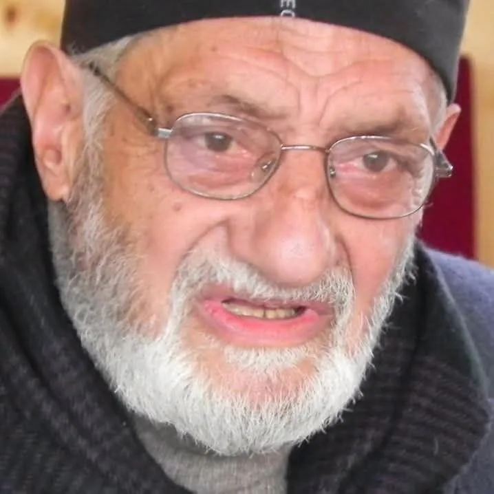 Anwar Ashai Dies