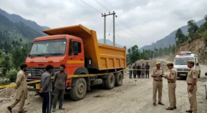Dumper Driver Dies